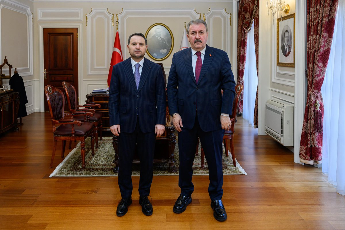 Mustafa_Destici's tweet photo. Adalet Bakanımız Sayın Akın Gürlek’e hayırlı olsun ziyaretinde bulunduk. 

Nazik ev sahipliği ve ilgileri için teşekkür eder, hayırlı olması dileğimle şahsına ve bakan yardımcılarımıza görevlerinde üstün muvaffakiyetler dilerim. https://t.co/Li9Rfal8CE