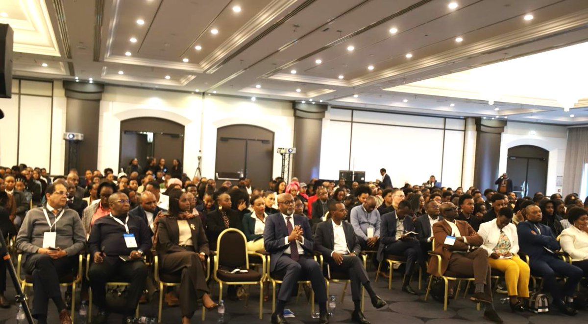 Interpeace tweet media