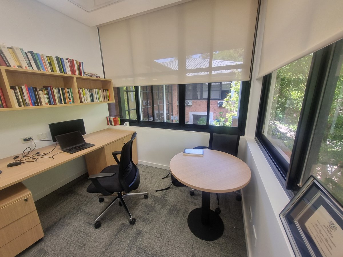 Eugenia Mitchelstein tweet media