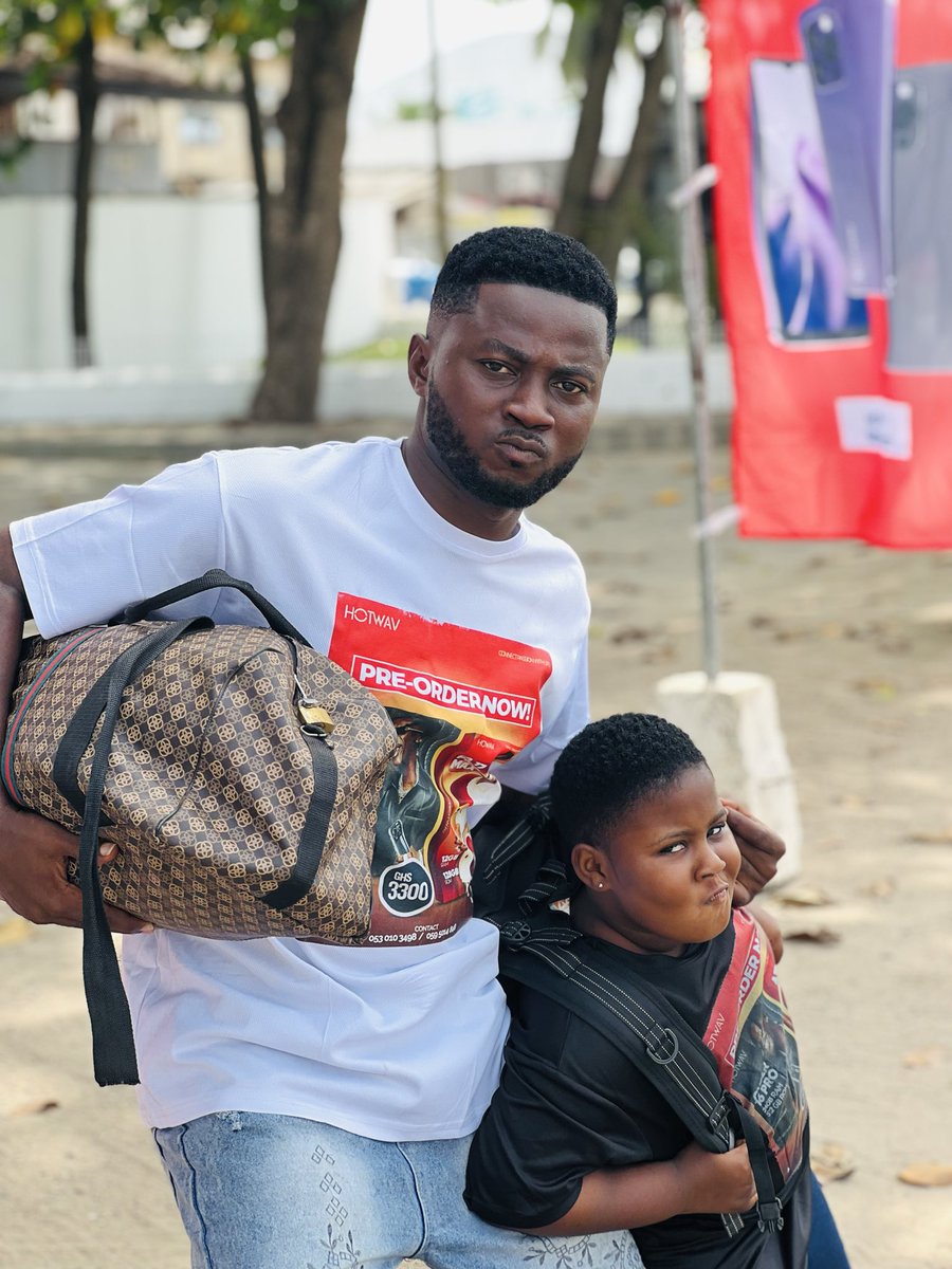 beucomedy's tweet photo. We Are In✅Accra We Dey🤝Where Is My Phone😂#HotwavGhana @shattawalegh @NantyDegrees @thebutrous https://t.co/iowl0uRvlg