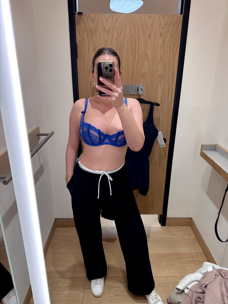GoddessChanel tweet media