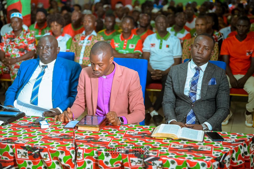 Ntare Rushatsi House tweet media