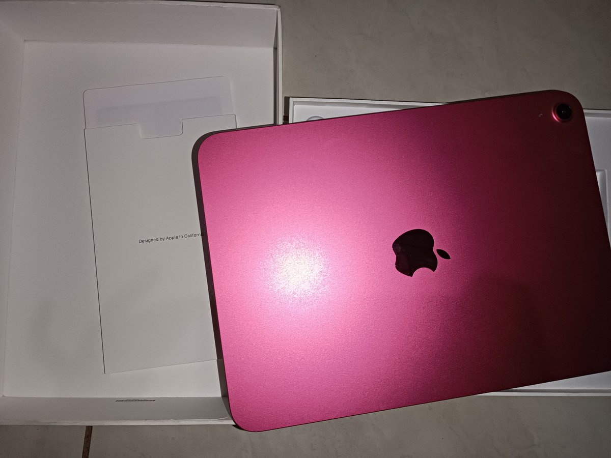 luna — fsr tele/wa 🌸 tweet media