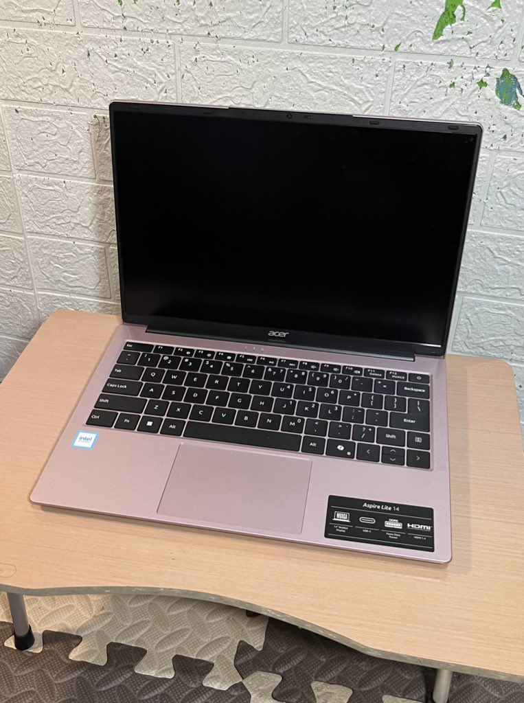 creamycus's tweet photo. WTS LAPTOP ACER LITE AL14-32P-C3HJ 8 GB/512 GB
 
Jual ; 4,5 jt 
Harga Baru ; 6 jt
Location ; Cimahi, Bandung
Warna ; Nude Pink
Kondisi ; Second like New
Spesifikasi ; Terlampir di Gambar https://t.co/Ln69Pbz2o1