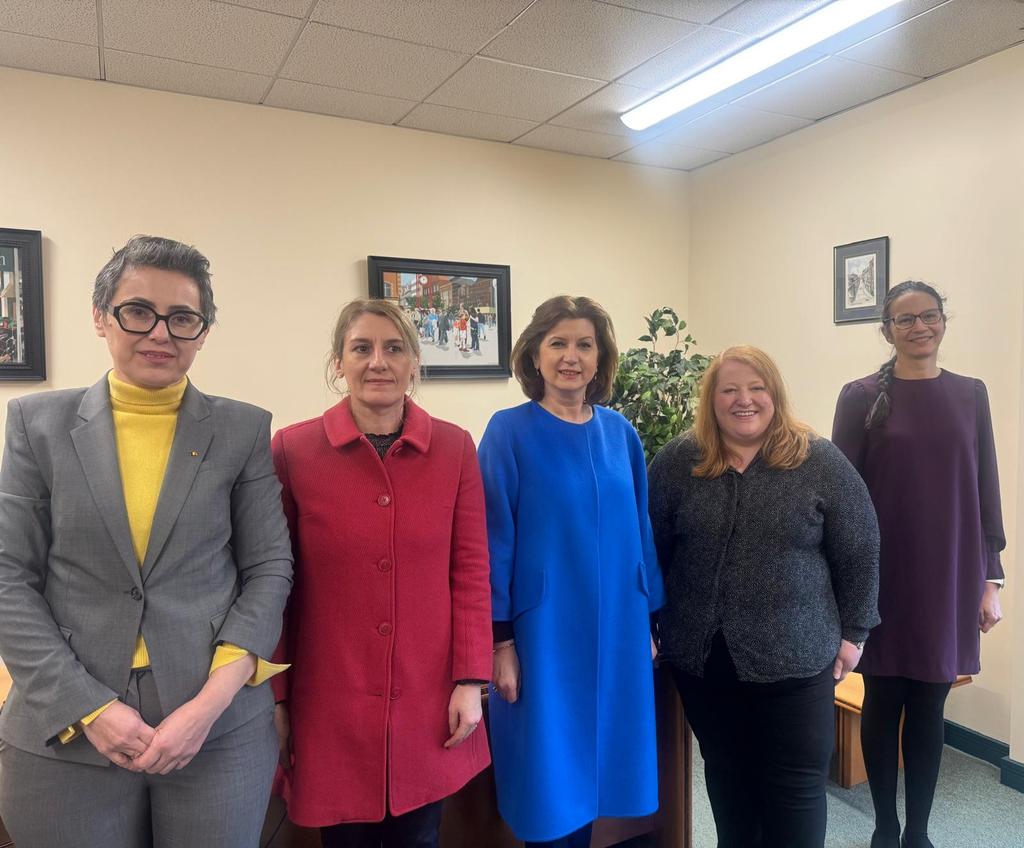 Laura Popescu tweet media