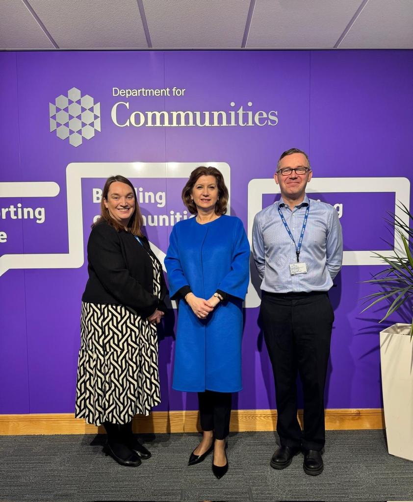 Laura Popescu tweet media