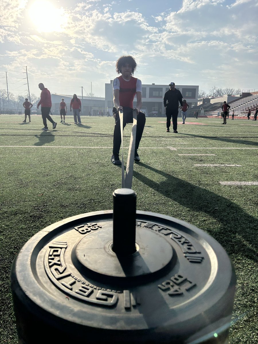 NHS Grizzly Football tweet media