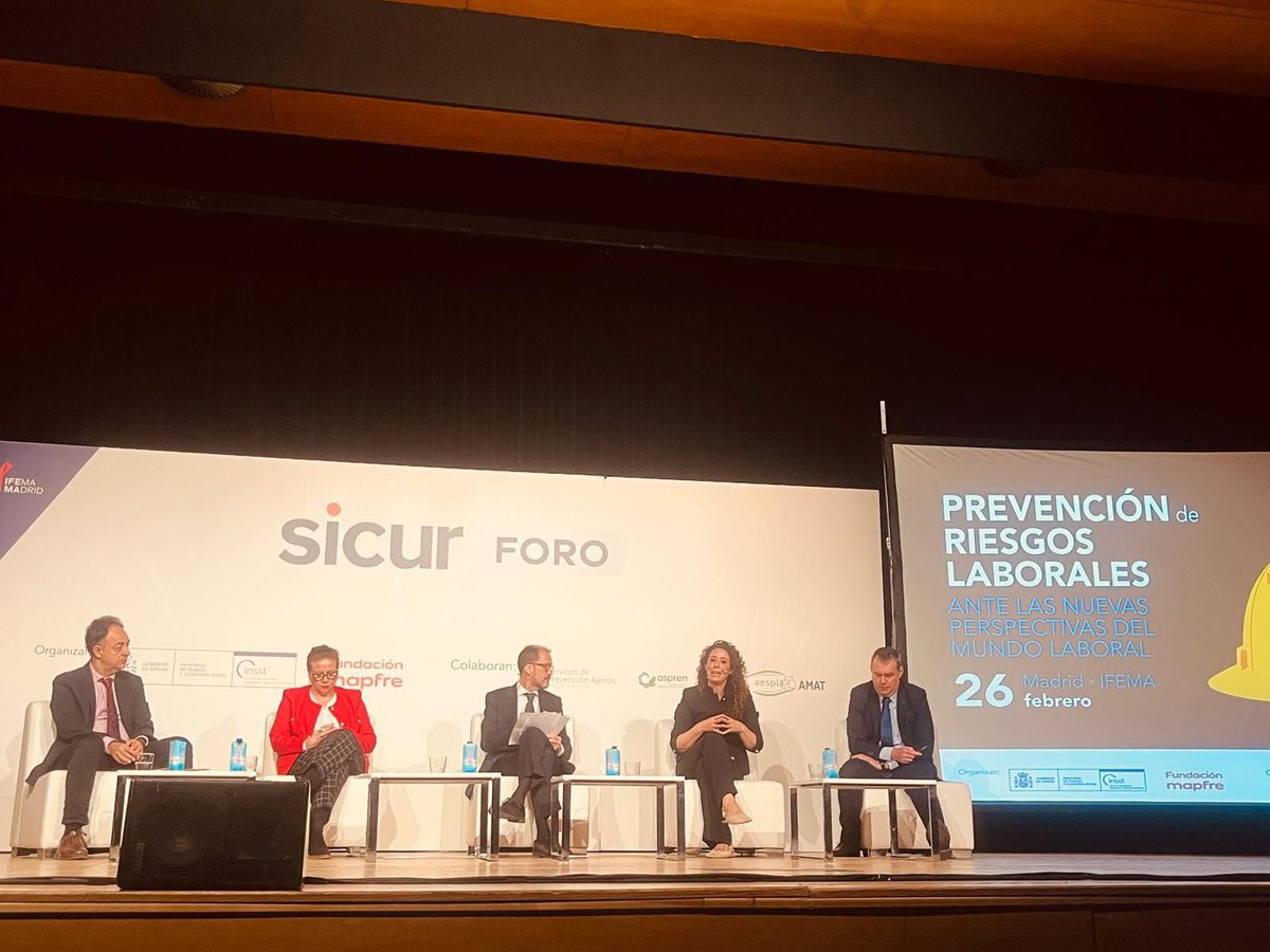 iaprl_ast tweet media