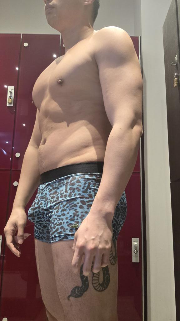 JohnChrome🔜 tweet media