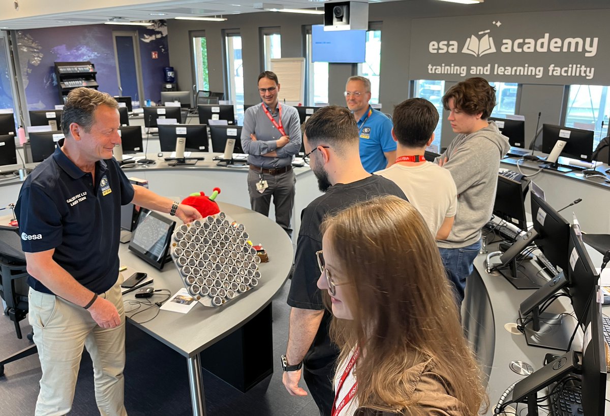 ESA Education tweet media