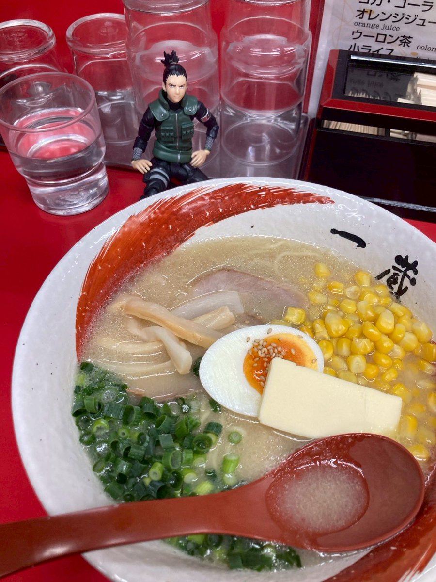 Kilinbeer's tweet photo. 味噌コーンラーメン
スープカレー
海鮮丼
日本酒
ジンギスカン
お寿司
ソフトクリーム
……いっぱい美味しいもの食べた😋 https://t.co/ZgHeDFpKCo