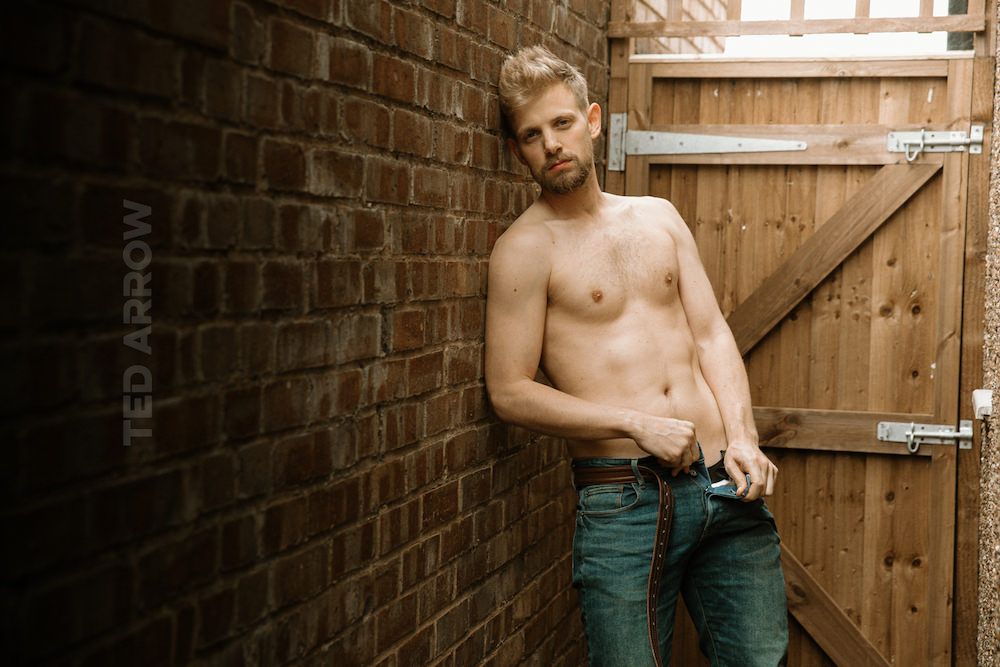 Ted Arrow tweet media