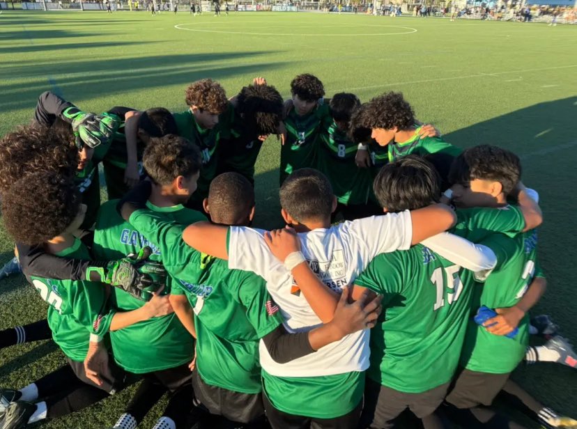 ENMGators's tweet photo. It’s championship night! Join us at Paradise Coast at 7 PM as our Gators face Oakridge for the soccer title. Let’s fill the stands and show up big for our boys!🐊⚽️
¡Es noche de campeonato! Acompáñanos en Paradise Coast a las 7 PM cuando nuestros Gators se enfrenten a Oakridge. https://t.co/8WlNw2eJEg
