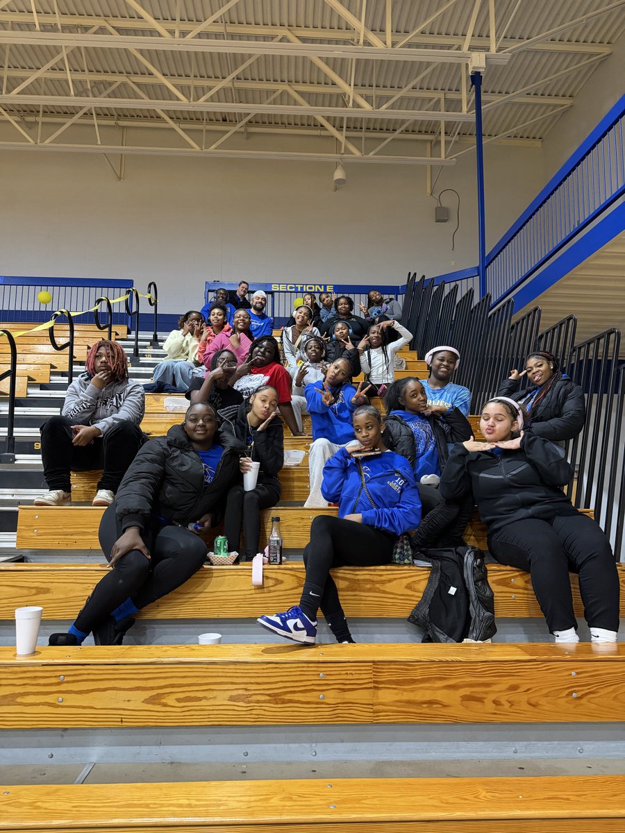 nwknightsgbb's tweet photo. A huge shoutout to Mt. St. Joseph University and the University of Cincinnati’s women’s basketball programs for having us this season! https://t.co/JMwhcPs7ve