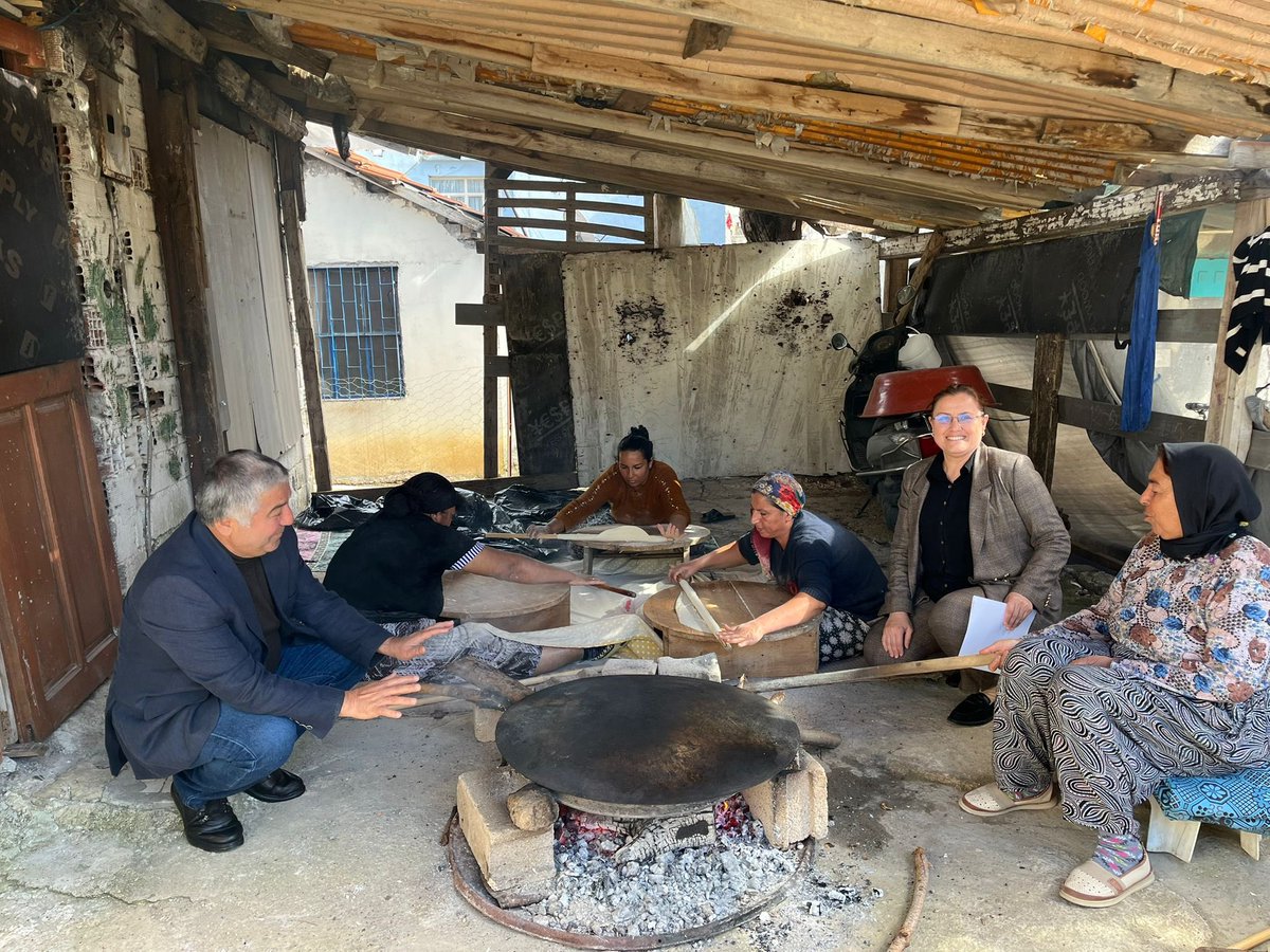 İlçe Başkanımız Ahmet Söker ve teşkilatımızla; Belkıs,Kökez,Gedik,Akçaalan ve Yeni Mahallelerimizdeyiz. 🌙✨
Cumhurbaşkanımız Sn. Erdoğan’ın selamlarını iletiyor, Ramazanlarını mübarek ediyoruz. 🤝🤲🏻
#HepBirlikteSerik #Serik
<a href="/alicetin_07/">Ali Çetin</a> 
<a href="/ahmetsoker7/">Ahmet Söker</a> 
<a href="/akpartiantalya7/">AK Parti Antalya</a>