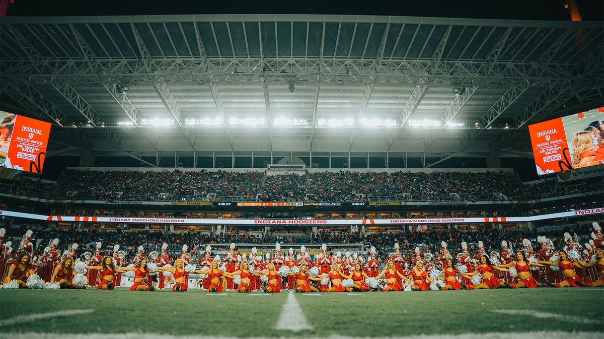 HundredIU's tweet photo. Our performances throughout the @CFBPlayoff!
📸: Benjy Braude & @MalikeyD
#IUFB #NeverDaunted #RoseParade #RoseBowl #CFAPeachBowl #NationalChampionship https://t.co/bjaXDLGIdv