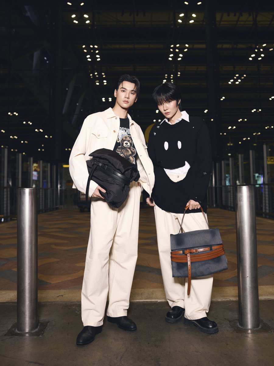 Moschino is calling :-)

KENGNAMPING TO MILAN FW
#KENGNAMPINGWITHMOSCHINO
#MoschinoFW26