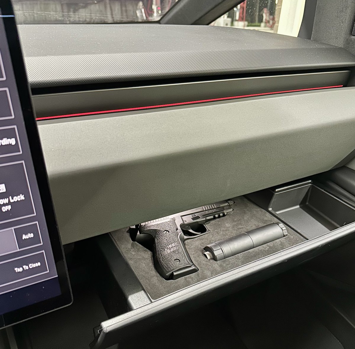 Q-Mats.com tweet media