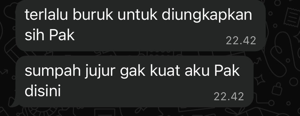 Vit1500mL's tweet photo. jujur sedih baca chat mereka. Hari ini yg ngechat gini ga satu orang. Semoga kalian diberi kekuatan lebih yaa https://t.co/dCKXyQ2ml0