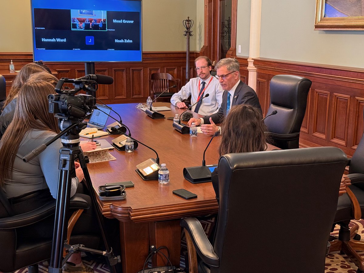 Governor Mark Gordon tweet media