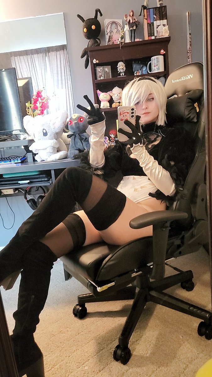 scarletlychee's tweet photo. 2B!!!! 🩶✨️ https://t.co/Zhnx9gv2M9