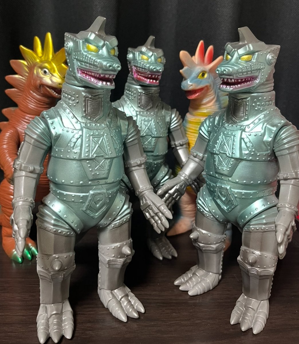 当時物ソフビ収集は、30年位前に一切、辞めてしまったけど、ブルマァク