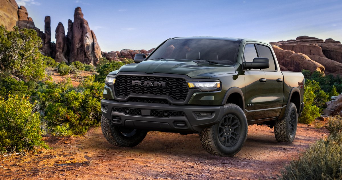 miamilakesauto's tweet photo. | ❌ Gon' Give It to Ya | @RamTrucks  

👉 2026 #Ram1500 Rebel X 🛻

• Dual-pane panoramic sunroof 🌄
• Console-mounted leather-wrapped performance shifter
• Steering wheel-mounted paddle shifters
• Premium leather/vinyl bucket seats
• “Rebel X” bedside graphics ❎ https://t.co/92Q6NEv4pP