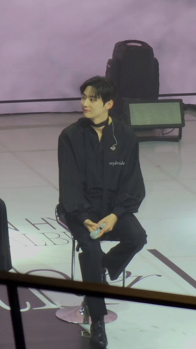 mybridehye's tweet image. 솔로데뷔 3주년 축하해🫶
떨리는 마음을 붙잡고 널 보러갔던 것이 생각난다
#황민현 #HwangMinhyun
#𝐓𝐫𝐮𝐭𝐡𝑜𝑟Lie #HiddenSide