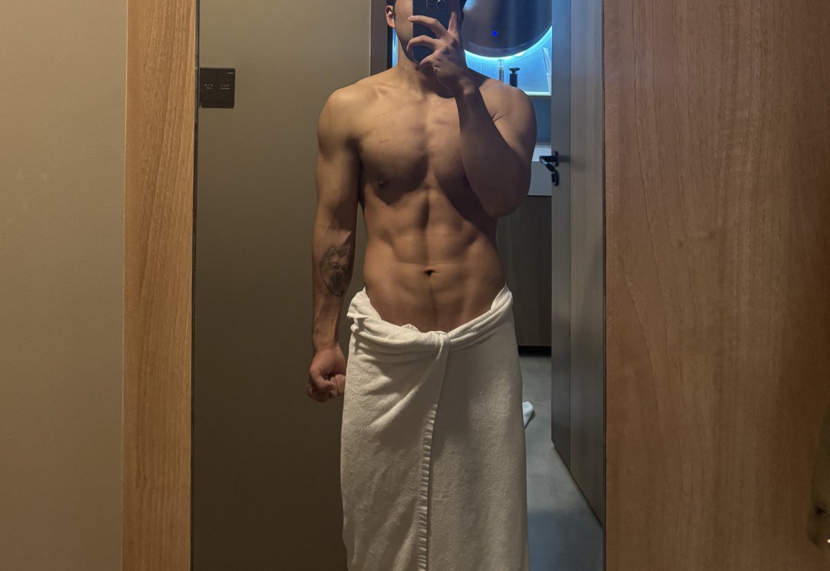 下班回家疲惫丈夫 tweet media