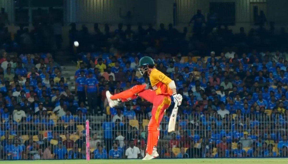 FarziCricketer's tweet photo. FIFA has paid ICC to promote Football in a much awaited India game. https://t.co/3Y7Xb4exfm
