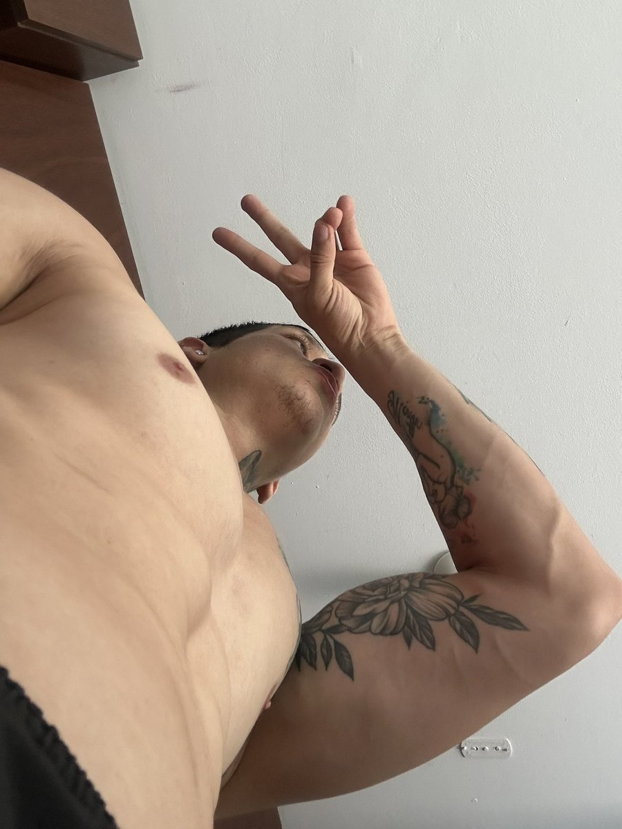 StivenM_u's tweet photo. 🤤 https://t.co/338P2UQ4Y6