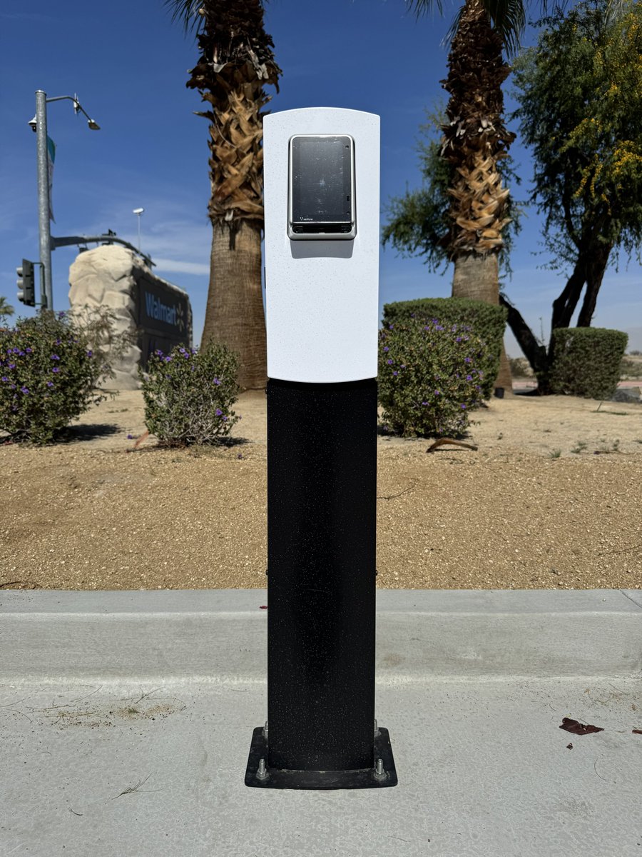 Tesla-mag.com tweet media