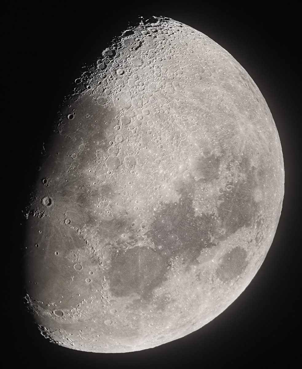 Khaled_skf's tweet photo. الآن القمر #Moon في طور الثلث الأول #First_Third من شهر #رمضان ليلة #الجمعة ١٠ رمضان ١٤٤٧ هجري الموافق ٢٧ #فبراير ٢٠٢٦م https://t.co/x5fWLPqpoY