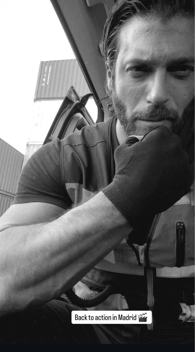 Después de San Remo 🇮🇹, toca volver al curro🇪🇸🎬🎞️📽️

I ❤️CANYAMAN
#CanYaman 
#ElLaberintoDeLasMariposas
