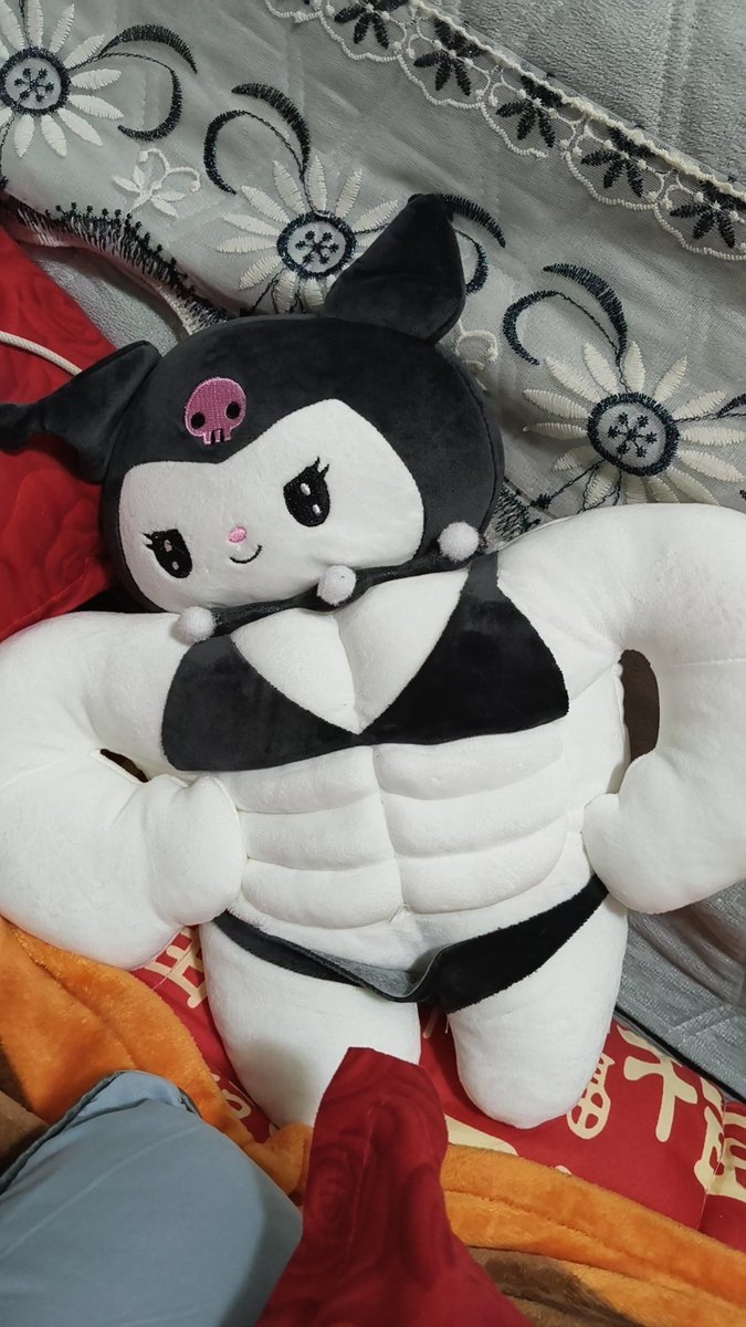 到底
為什麼
要買這種東西送我......
我做錯了什麼嗎......？
#菟生喜樂