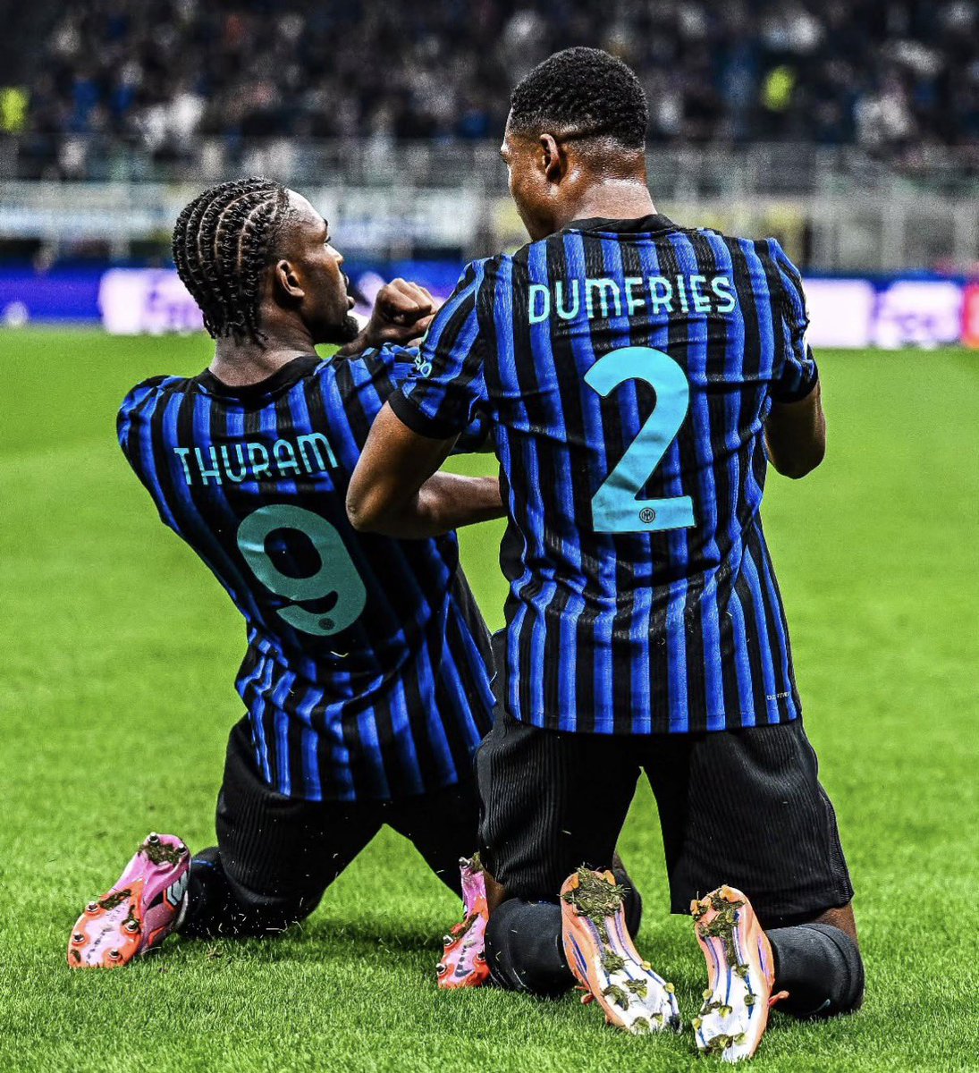 Yusty121's tweet photo. π¨ #Inter are open to selling Marcus Thuram and Denzel Dumfries in the summer transfer window.
π‘Interβs unexpected Champions League elimination at the hands of Bodo/Glimt threatens to put the squeeze on the clubβs finances.
#Intertransfer
π° @LaRepubblica_it https://t.co/uAdygRjtXR