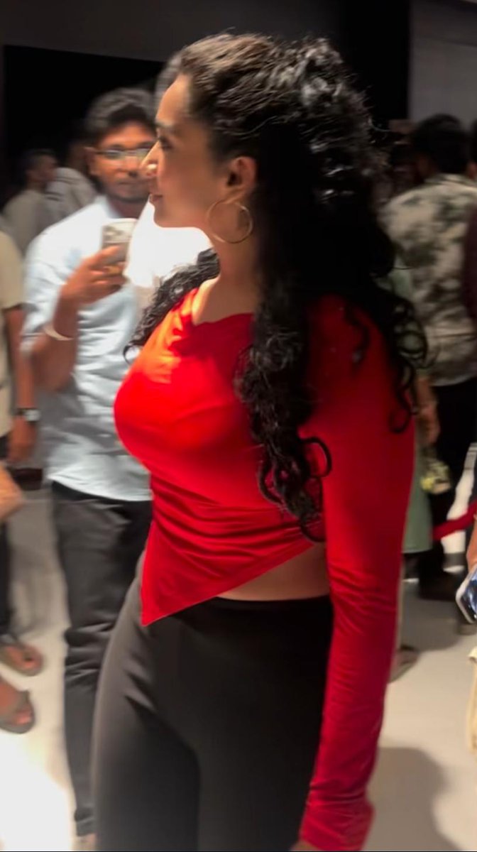 Tap to see underrated Saanve🔥