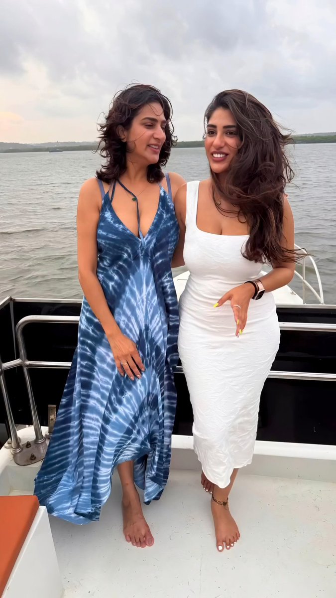 ACTRESSHOLIC tweet media