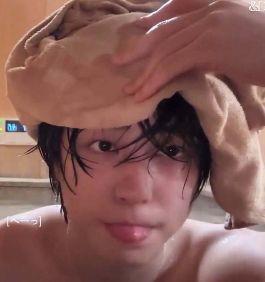 열애설X
학폭X
탈세X
ㅁㅇX
싸불X
음주운전X
남자병X
욕X
반항X
협박X
갑질X
기만X
인성논란X
팬 무시X
성형X
사기X
못생김X
바보 O