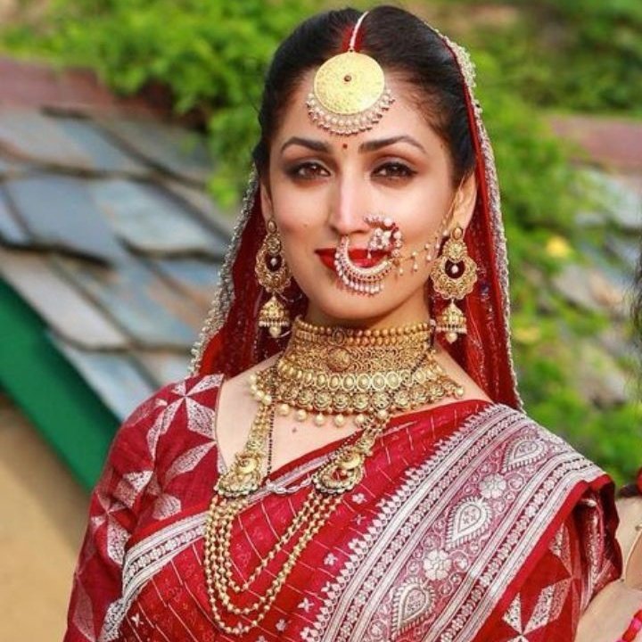 UmdarTamker's tweet photo. Red is the color of a Hindu Bride.
Not that beige,pink crap that modern aesthetic ki ch©dis prefer. https://t.co/a2yK1xdQsn
