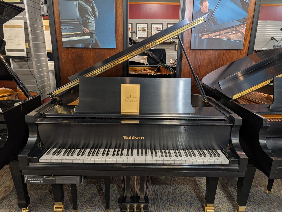 Congrats to Liz on her Baldwin Model L in classic satin ebony! Baldwin was a well-known brand here in Cincinnati, and we are happy to assist in giving this piano a new life with a wonderful new owner! 🎹✨