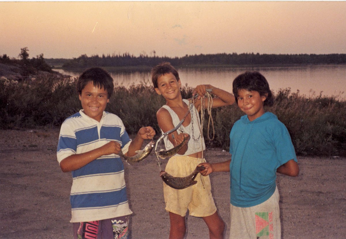 Rossbrook House tweet media