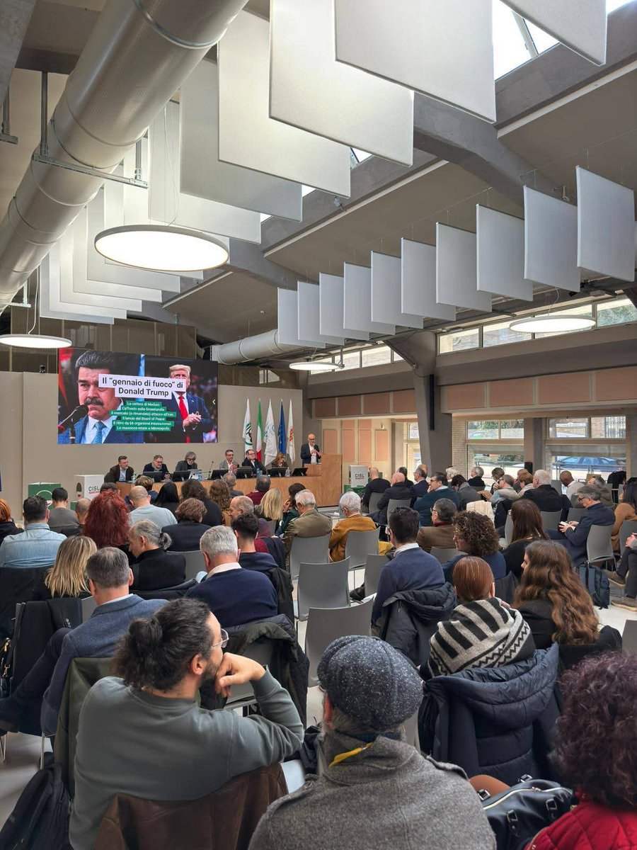 cislmarche's tweet photo. La nuova fase istituzionale nelle Marche chiama la Regione a trasformare gli indirizzi programmatici in scelte concrete per incidere su vita delle persone e del futuro sistema produttivo e sociale. Come CISL Marche, pronti a confronto costruttivo su priorità non più rinviabili. https://t.co/mrzC1ZVtOU