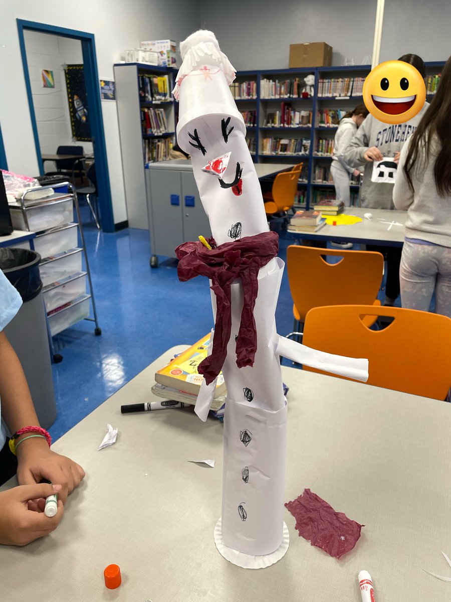 Mrs. Poli 📚 tweet media