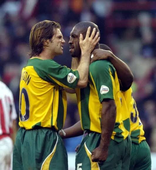 UTA 𓅪 tweet media