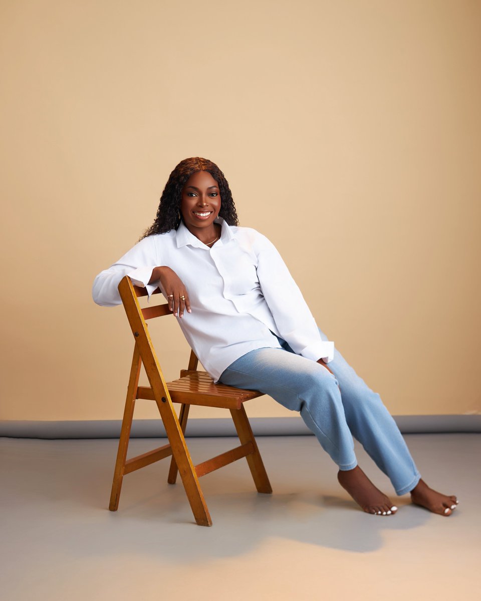 Yemikulture's tweet image. Soft light. Strong presence. Pure elegance. 

Creating portraits that don’t just look beautiful, they feel powerful.

Shot by YemiKulture.

#StudioPortrait #ProfessionalPortrait #YemiCultureMedia #LagosPhotographer #PortraitPhotography #CleanPortrait
