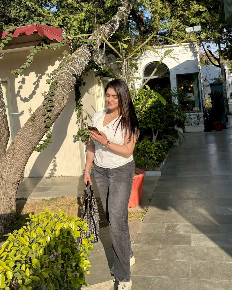 Pallavi Pandey tweet media
