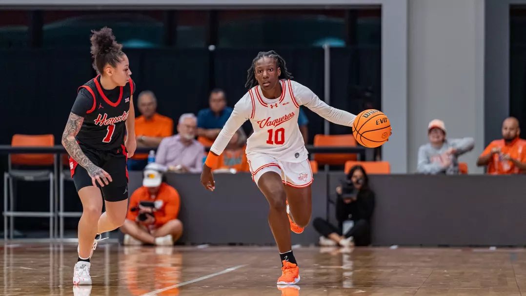 yun1manny's tweet image. PRIZEPICKS WCBB POTD 👩🏽‍❤️‍💋‍👩🏾🏀

-Jalayah Ingram O 15.5 PTS 

Definitely my top wcbb spot for today I’m loving this line for Ingram vs her matchup 

❤️ and leave a follow if you’re tailing 

#prizepicks #wcbb #lock