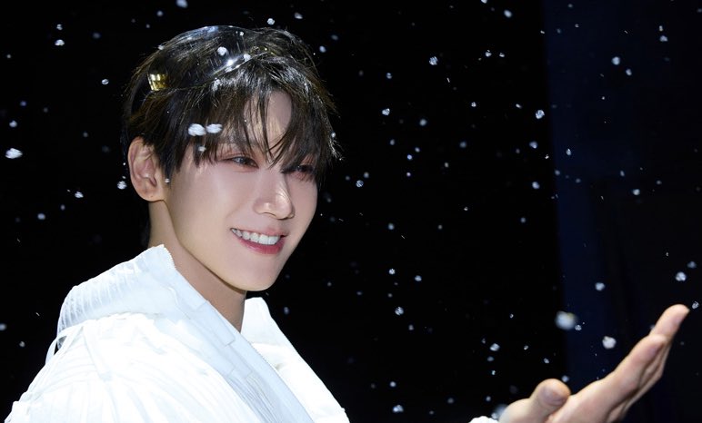 HAPPY BIRTHDAY TEN 💜

#TEN #李永钦 #텐 
#NCT #WayV #威神V
#TEN_BDAY_PARTY #AboutTEN