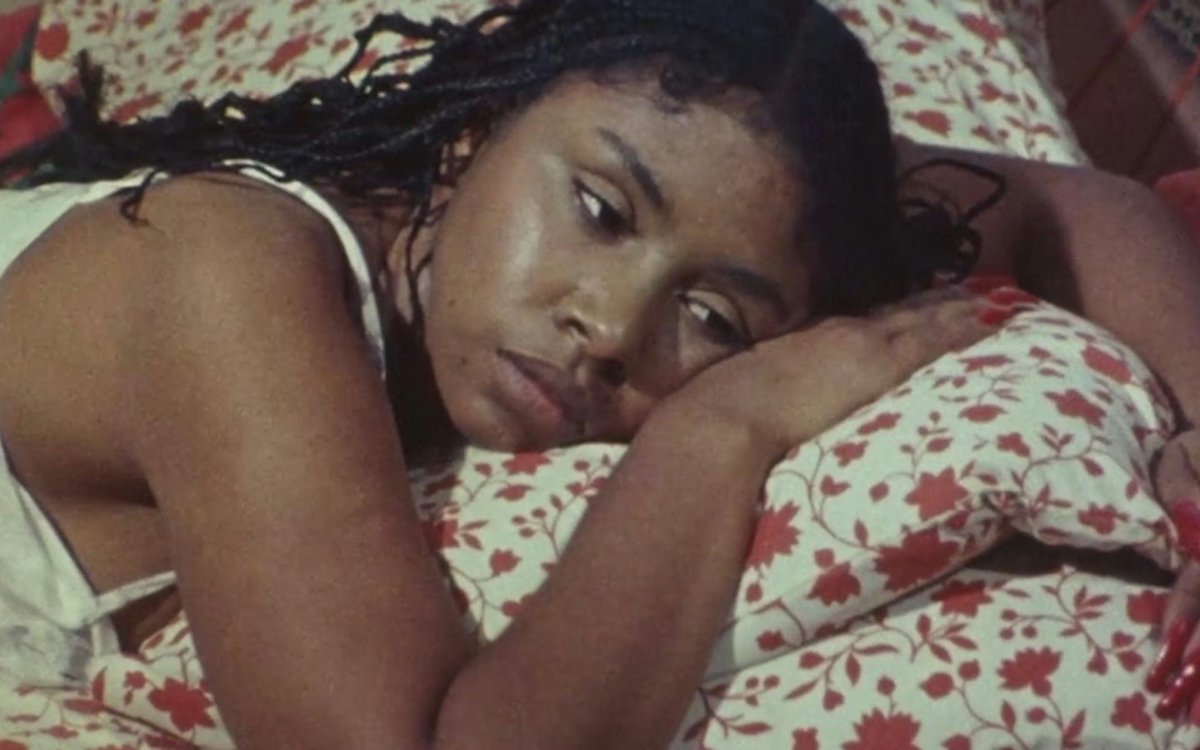 becca_oneal's tweet photo. somehow! haven't seen anyone bring up "a different image" 1982. about a black woman wanting to be seen as an individual vs as a stereotype or her body https://t.co/m9wRCoDPSx